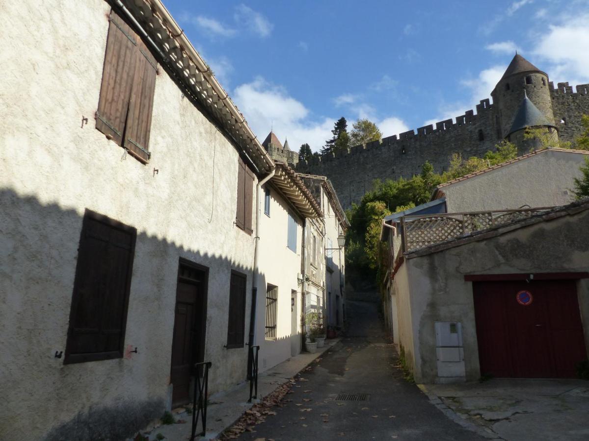 Maison Des Remparts Nichee Sous La Cite Carcassonne Luaran gambar